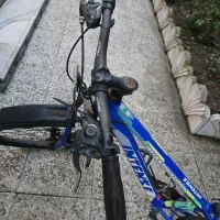 دوچرخه|دوچرخه، اسکیت، اسکوتر|نور, |دیوار