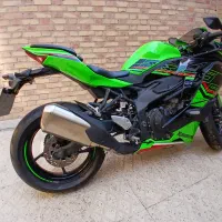 zx25r|موتورسیکلت|تهران, اکباتان|دیوار