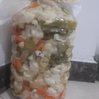 ترشی شور وسرکه ای