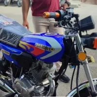 موتور پیشرو۲۰۰ خشک