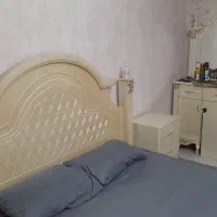 سرویس خواب دو نفره بهمراه میز آرایش آینه و پاتختی|تخت و سرویس خواب|تهران, شهرک هما|دیوار