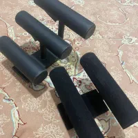 ۲ عدد استند بدلیجات هر دو باهم