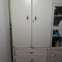 کمد لباس در حد نو
