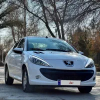 پژو ۲۰۷ اس دی فول خانگی اتوماتیک فرمان برقی|خودرو سواری و وانت|اصفهان, خانه اصفهان|دیوار