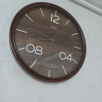 ساعت دیواری بزرگ