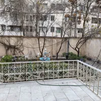 آپارتمان 200مترهمکف با خیاط اختصاصی