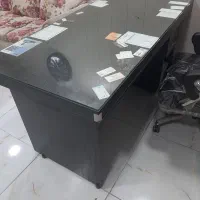 میز مدیریت و صندلی مدیریت و صندلی درجه یک