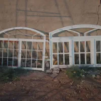 درب.پنچره.چهارپایه.درب حیاط بااندازه های مختلف|مصالح و تجهیزات ساختمان|شیراز, انجیره|دیوار