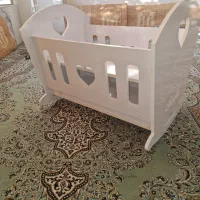 گهواره|تخت و سرویس خواب|فلاورجان, |دیوار