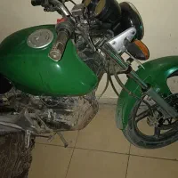 موتور پالس سبز رنگ