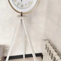 ساعت سه پایه