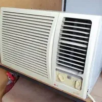 کولر گازی پشت پنجره ای