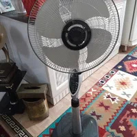 پنکه ایستاده سالم و تمیز ( فنر اسپرتی پژویی )