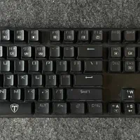 کیبورد گیمینگ t dagger