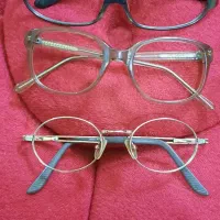 عینک و کیف چرم