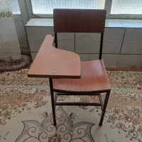 صندلی دانشجویی در حد نو