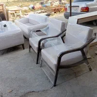 مبل صادقی