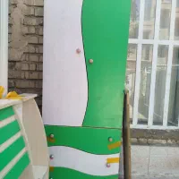 تخت و کمد سالم در حد نو