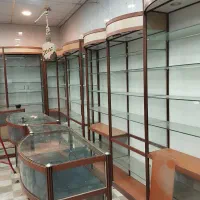 ویترین فروشگاه ومغازه