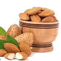 فروش نهال بادام شاهرودی یکساله(۵۰ تومان)|خدمات باغبانی و درختکاری|میبد, |دیوار