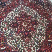 نیازمند فروشنده خانم