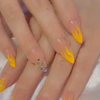 کاشت ناخن تخفیف