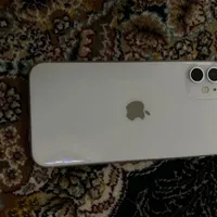گوشی ایفون ۱۱ نرمال بسیار تمیز
