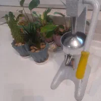 آب انار گیری