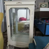 ویترین سه طبقه سالم درحد نو