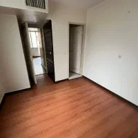 ۶۰متر با پارکینگ و انباری و بالکن