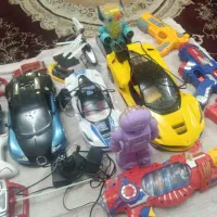 چندعدد وسایل اسباب بازی