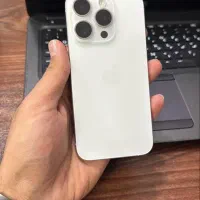 آیفون ۱۵ پرو باطری ۱۰۰ سفید ۴۰ بار شارژ