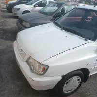 ۱۱۱ سفید ۹۳