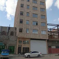 اجاره-مغازه-متراژ200مترکف-100متر-بالکن