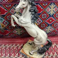 مجسمه اسب قدیمی عتیقه سایز بزرگ بکر و دیدنی