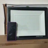 پروژکتور ۲۰۰ وات بزرگ|لامپ و چراغ|کنارک, |دیوار