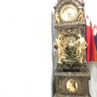 ساعت آبنما ایستاده
