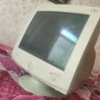 مانیتور ال جی سالم