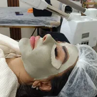 فشیال و پاکسازی صورت