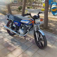 موتورسیکلت کویر 200