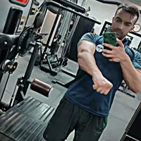 مربی خصوصی حرکات اصلاحی ،فوتبال،فیتنس و بدنسازی