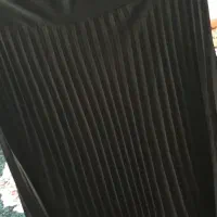 تعدادی بلیز،دامن و لباس مجلسی|لباس|صحنه, |دیوار