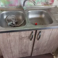 کابینت و شیرآلات