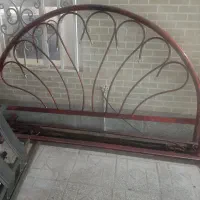 تختخواب و میز آرایش