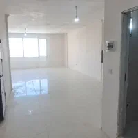۱۳۵متر ۲خواب طبقه پنجم شهرک حجت توس۴۱