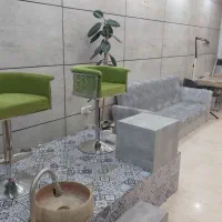 نیاز به متخصصین حرفه ای حرفه ای ناخن و مژه در سالن