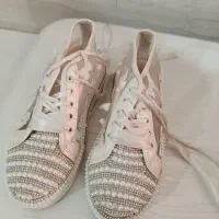 اورال یک تومن