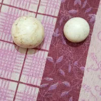 سنگ آسیاب ومهره های قدیمی کسی خواست درخدمتم