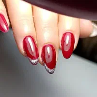 ۳۹۰ ناخن