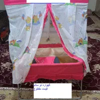 دو عدد گهواره قیمت مناسب و مقطوع سالم|تخت و صندلی بچه|قزوین, |دیوار